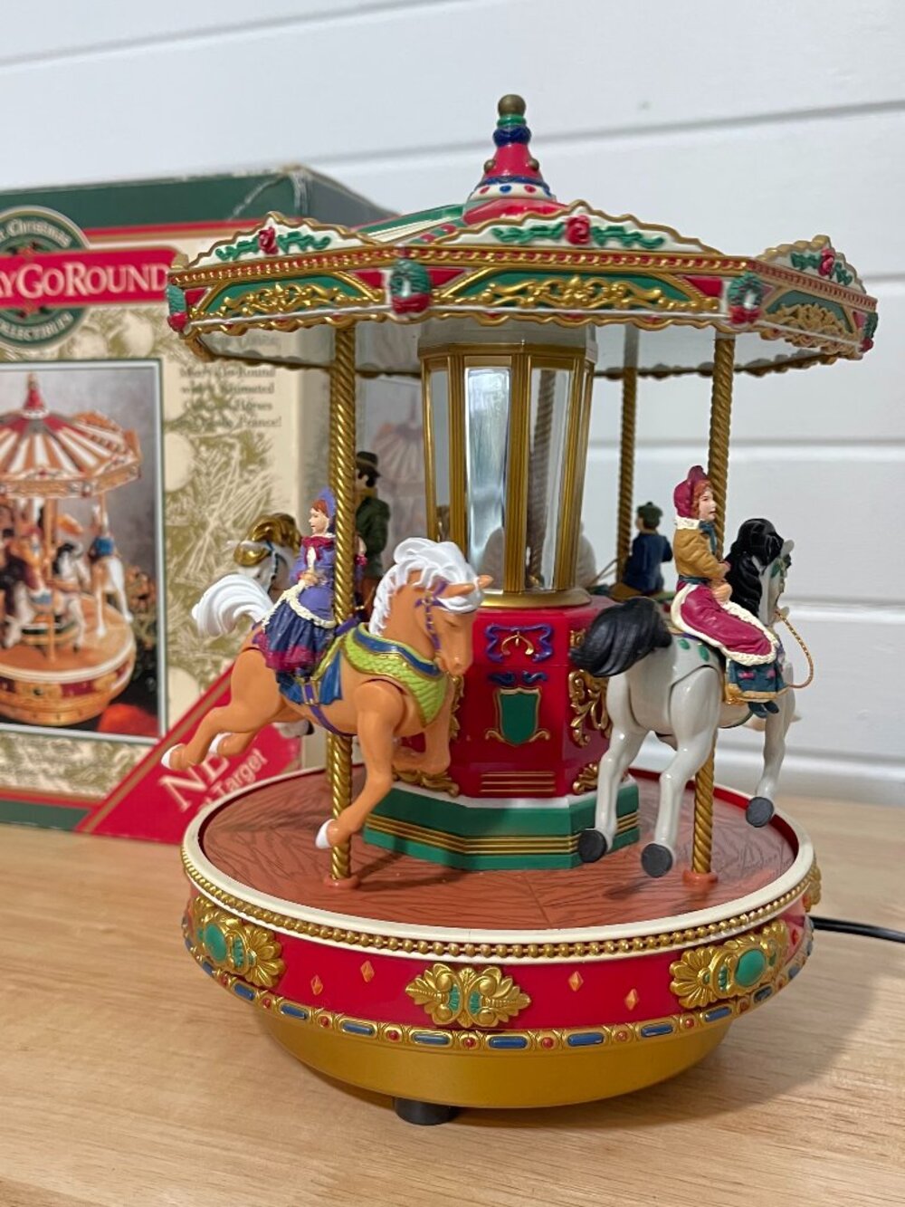 Mr Christmas Holiday Go Round Carousel Animated Musical 50 Songs Works IOB
